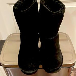 Womens Bear Paw Black Boots size 11